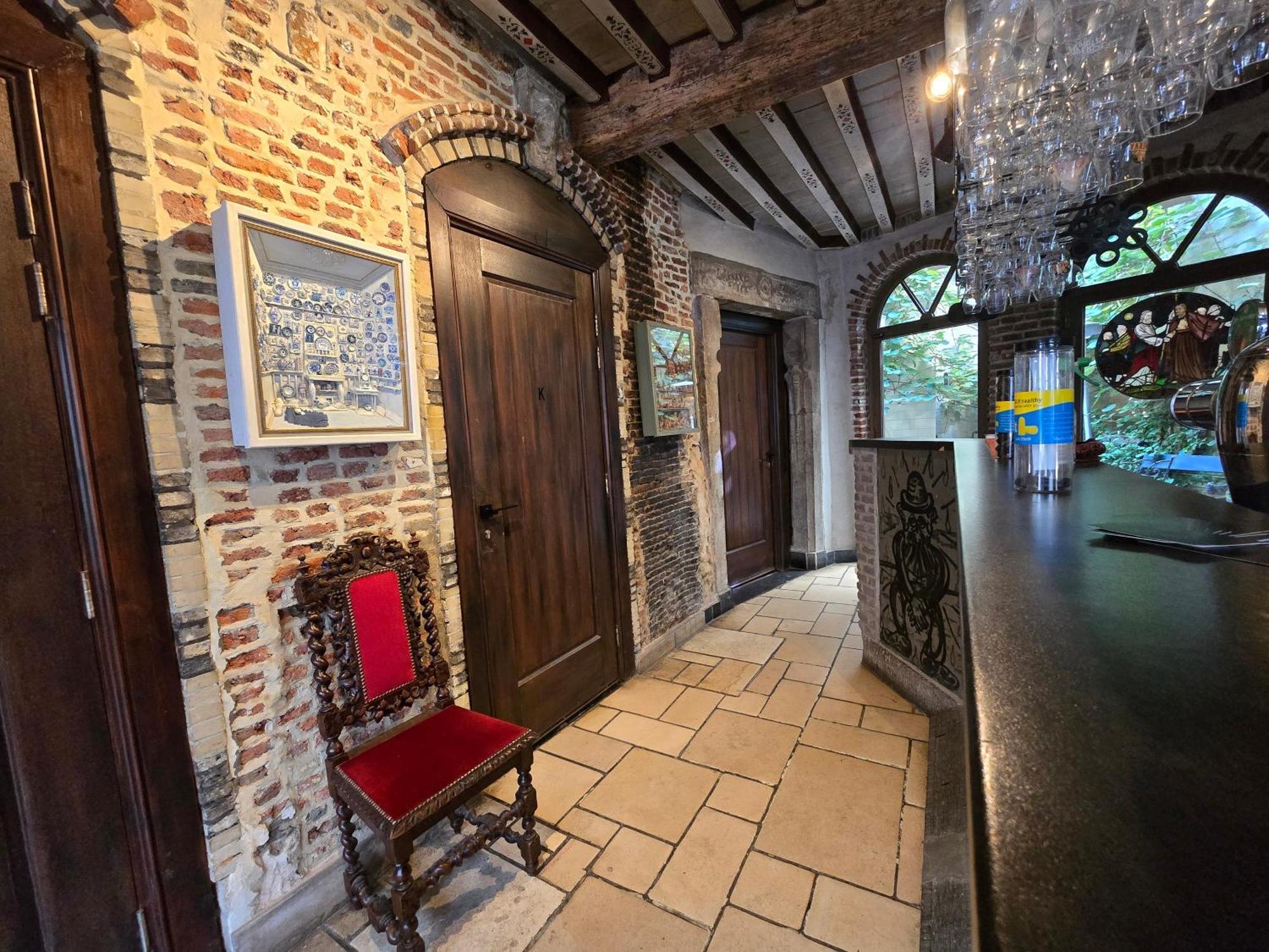 Living History - Drie Koningen Aparthotel Antwerpen Exteriör bild